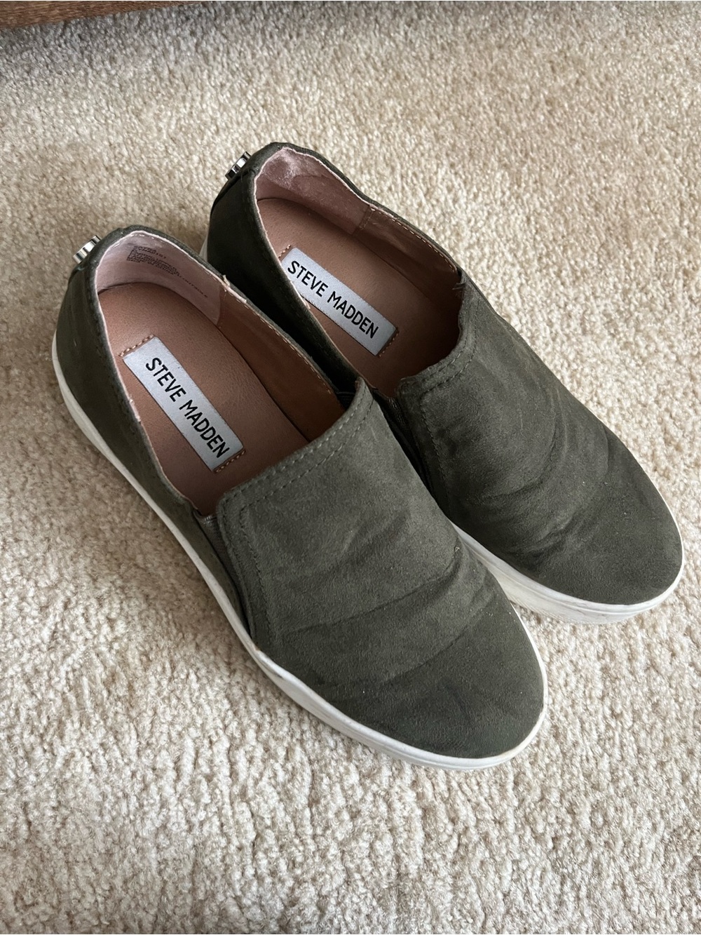 Steve Madden Green Suede Slide on Sneakers Sz 6